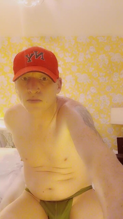 1hotassBiguy Live Image