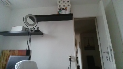 ALPHA_HUNK Live Image