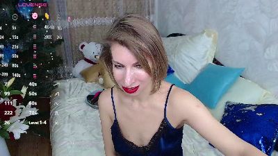 AdrianaDesire Live Image