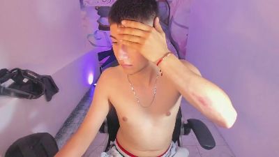 Aleckk_Boy Live Image