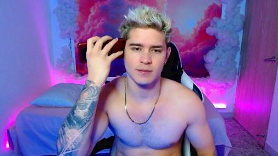 AlexPierss Live Image