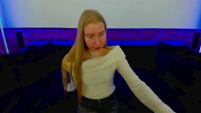 Alina__Blonde Live Image