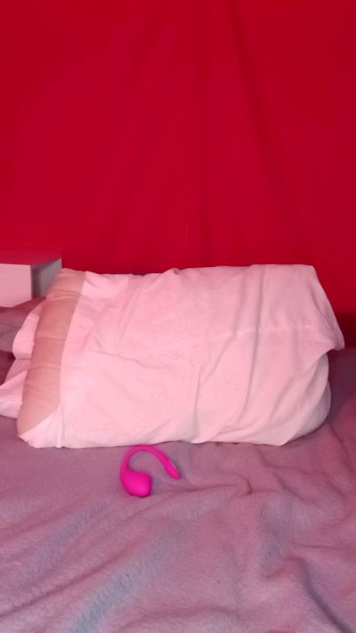 Apriilhot Live Image