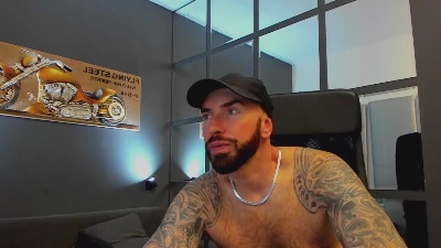 AronGrant Live Image