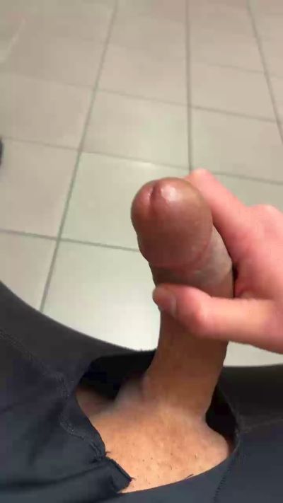 Beautifuldiiick Live Image