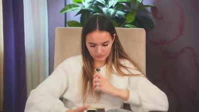 BrittniSmyre Live Image