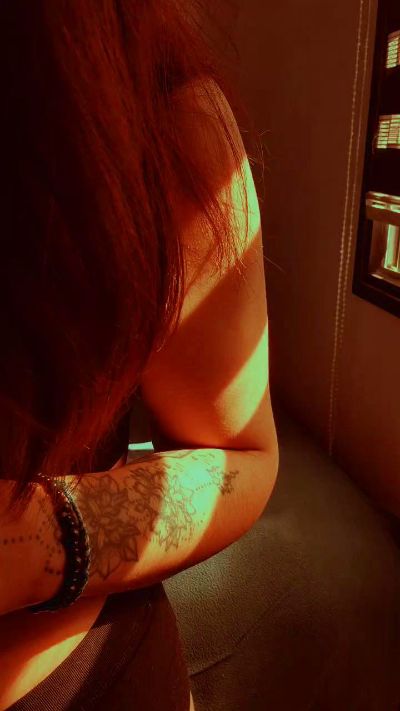 Camilita_666 Live Image