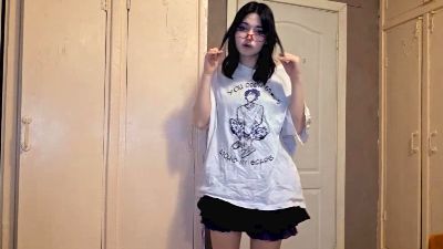 CandraDeignan Live Image