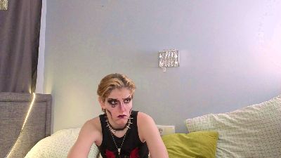 CorettaAntenor Live Image