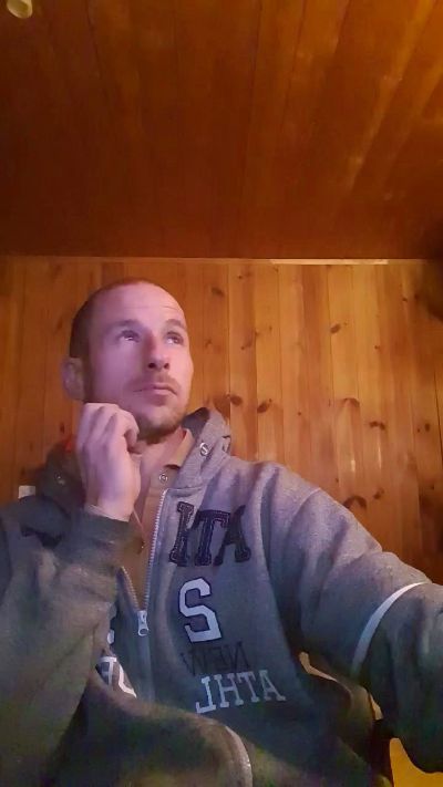 CrisMilkMe Live Image