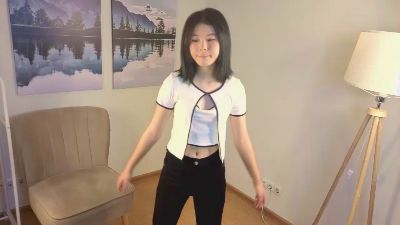 DeeannColasanti Live Image