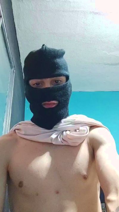 Garotoskull Live Image