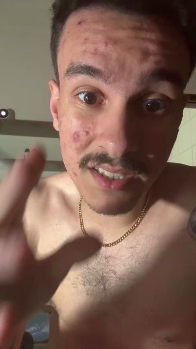 Henriquezaumm Live Image