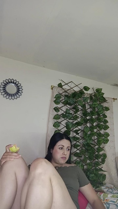 Juli_castillo Live Image