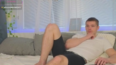 JulianTurner Live Image