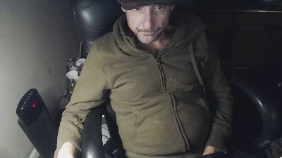 KrzyKarl8 Live Image