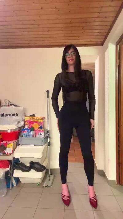 Lauralau347 Live Image