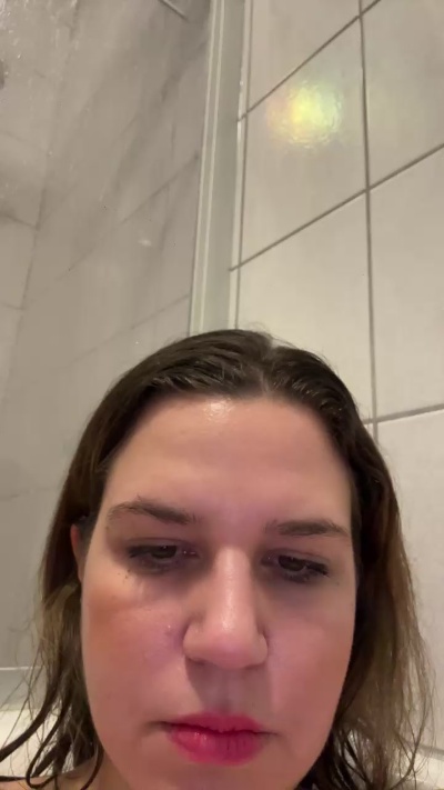 Lauretta5702 Live Image