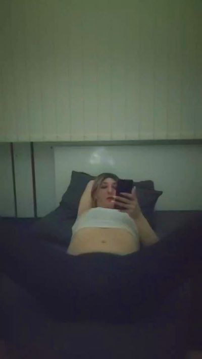 LeaCherry Live Image