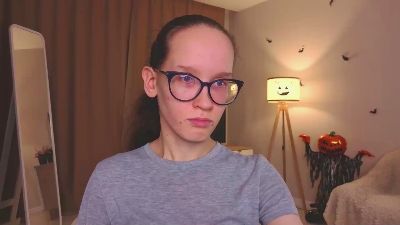 LeilaDurow Live Image