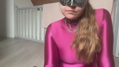 LycraGirl42 Live Image