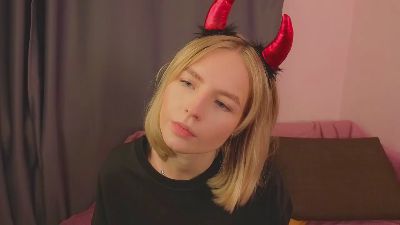 MarilynNoecker Live Image