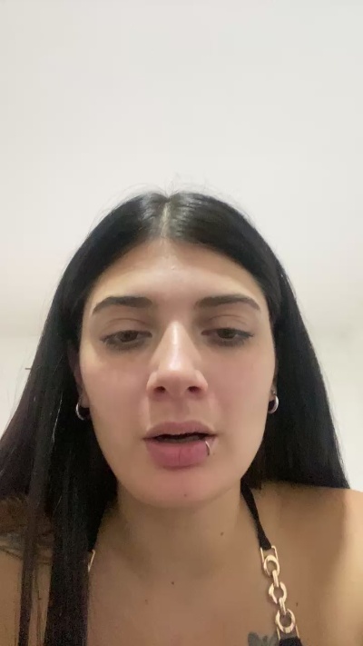 Martinasecret Live Image