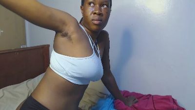 Milla_nova Live Image