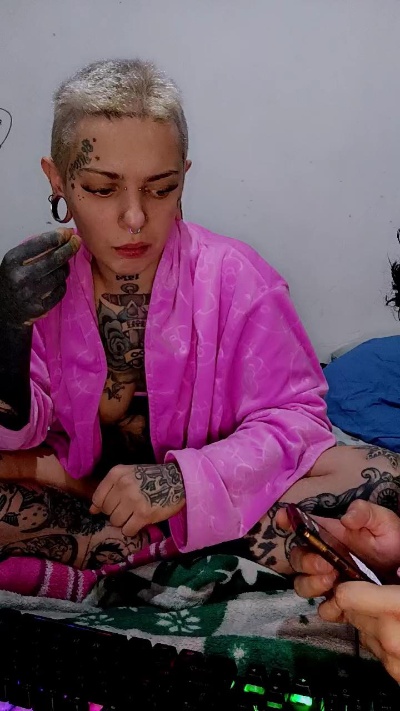 MorenaBlackMoon Live Image