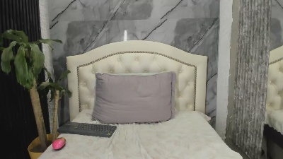 Noah_West18 Live Image