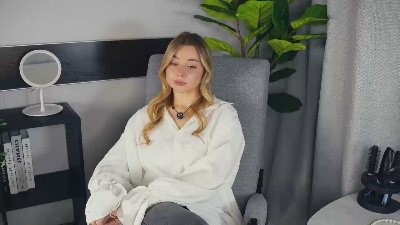 ReginiaEscober Live Image