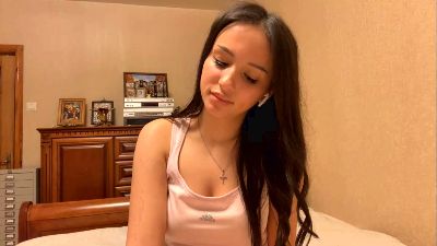 RoseleeRosiak Live Image