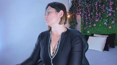 SarahDeyvis Live Image