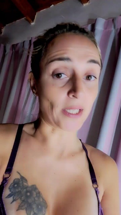 Shirlita2 Live Image