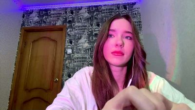 SyreetaEverson Live Image