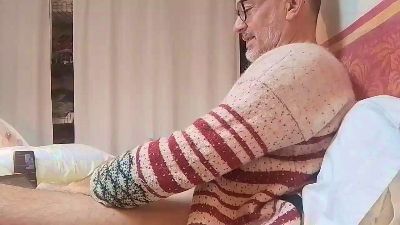 TheDearDaddy Live Image