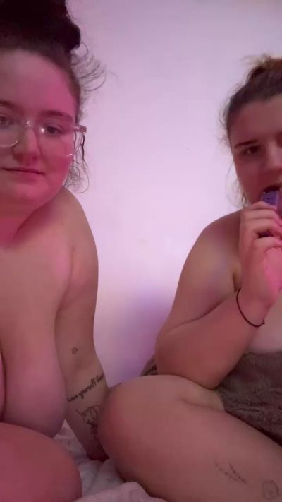 Two4_onefun Live Image