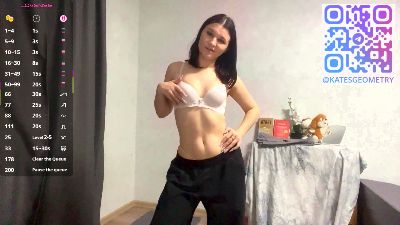 YettaStengel Live Image