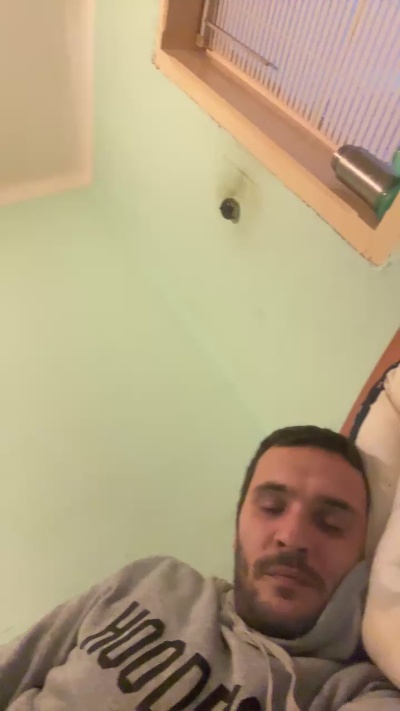 alexandruber Live Image