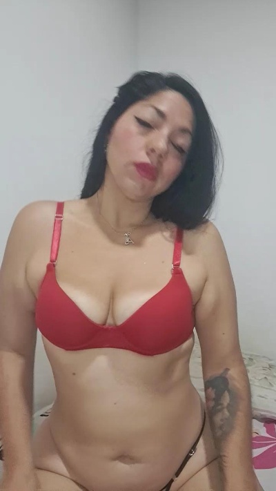 bella_milf1 Live Image