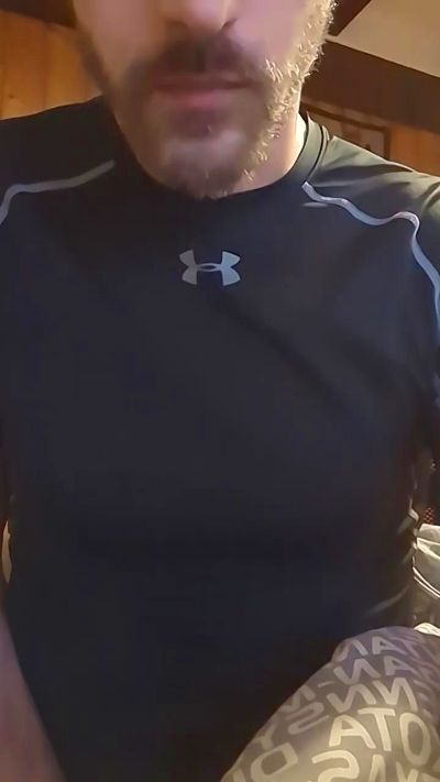 calvinmale__ Live Image