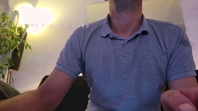 chavarez1981 Live Image