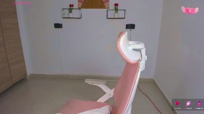 emily_villamil Live Image