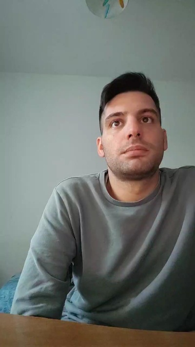 italian_bull1 Live Image