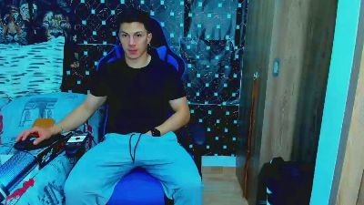 javiersexyvoy Live Image