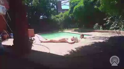 justfun__hot Live Image