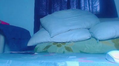 luna_rusell74 Live Image