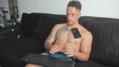 mathew_fitt Live Image