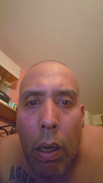 mikeyjoee Live Image