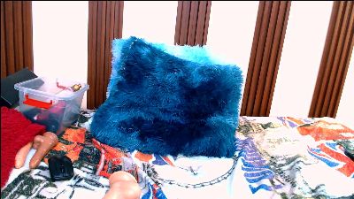 skinnymedium526 Live Image